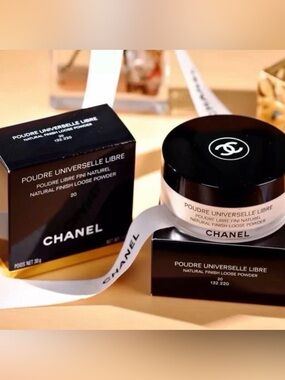 Chanel Poudre Universelle Libre Natural Finish Loose Powder - Shade 20
